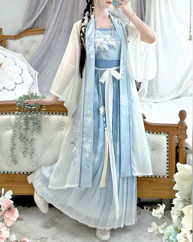 Plus size light-blue Hanfu vintage dress for women with floral details, perfect for cosplay or Halloween costumes.