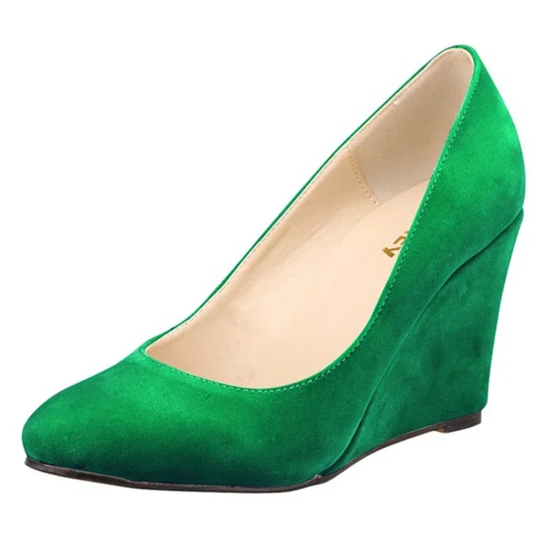 حذاء إسفيني كلاسيكي مدبب - جلد سويدي صناعي أسود 2025