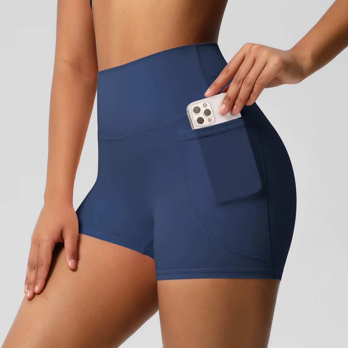 Women's Pocketed Fitness Yoga Shorts