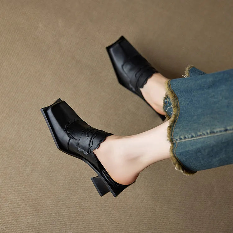 نعال نسائية فاخرة مرصعة بأحجار الراين