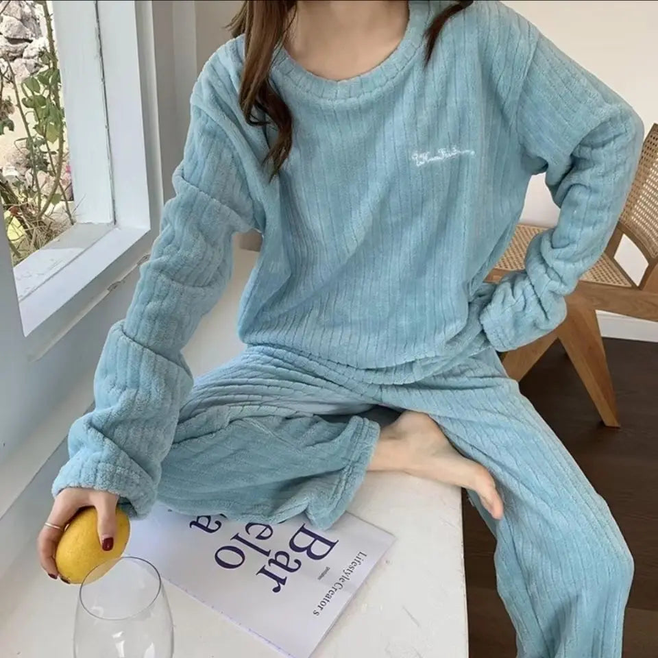 Women's Fleece Pajama Set