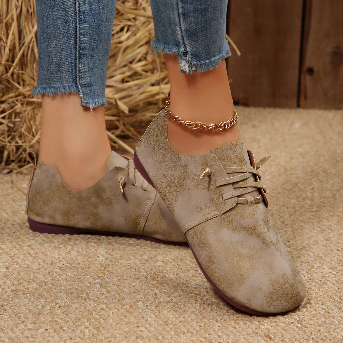 حذاء لوفر نسائي أنيق وسهل الارتداء