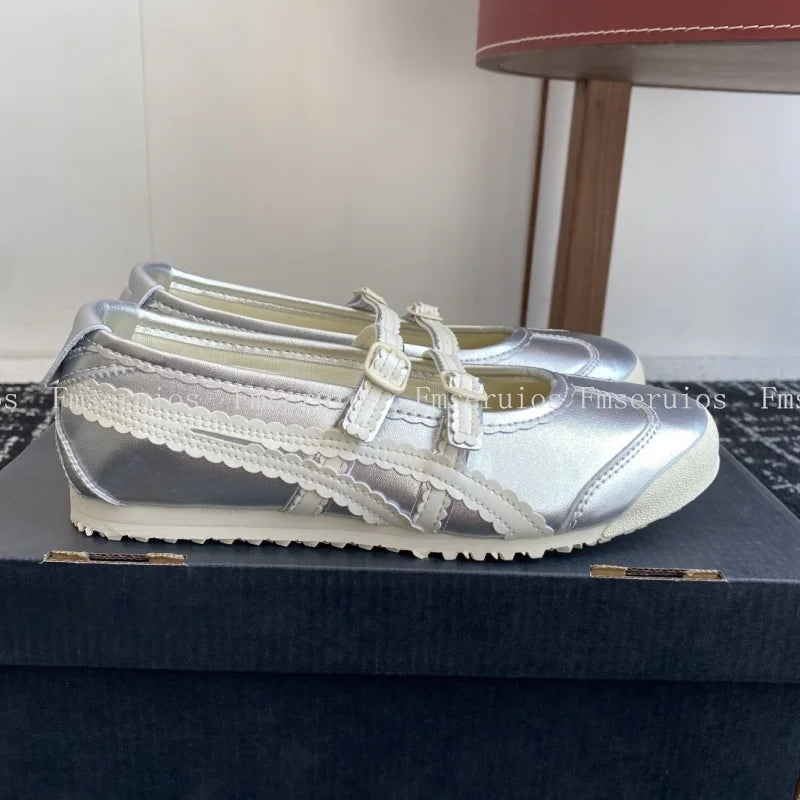 أحذية باليه مسطحة نسائية بمقدمة مستديرة من الدانتيل والجلد الطبيعي