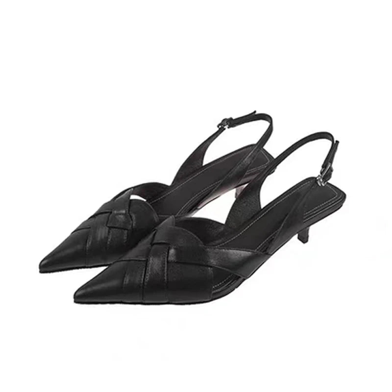 صنادل أنيقة بكعب منسوج ومدبب