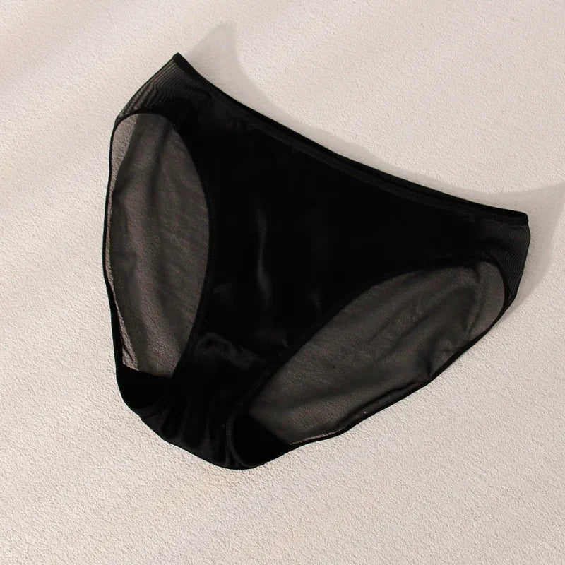 ملابس داخلية نسائية بدون درزات