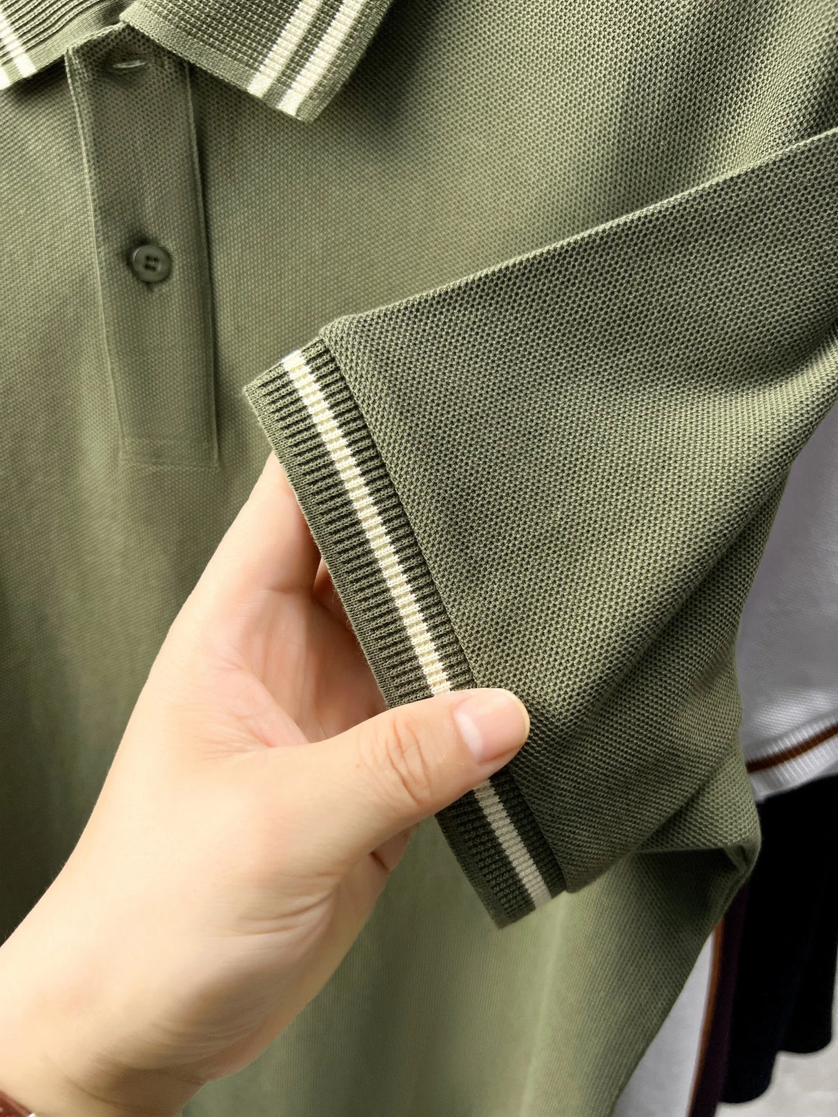 تي شيرت بولو رجالي فاخر مطرز