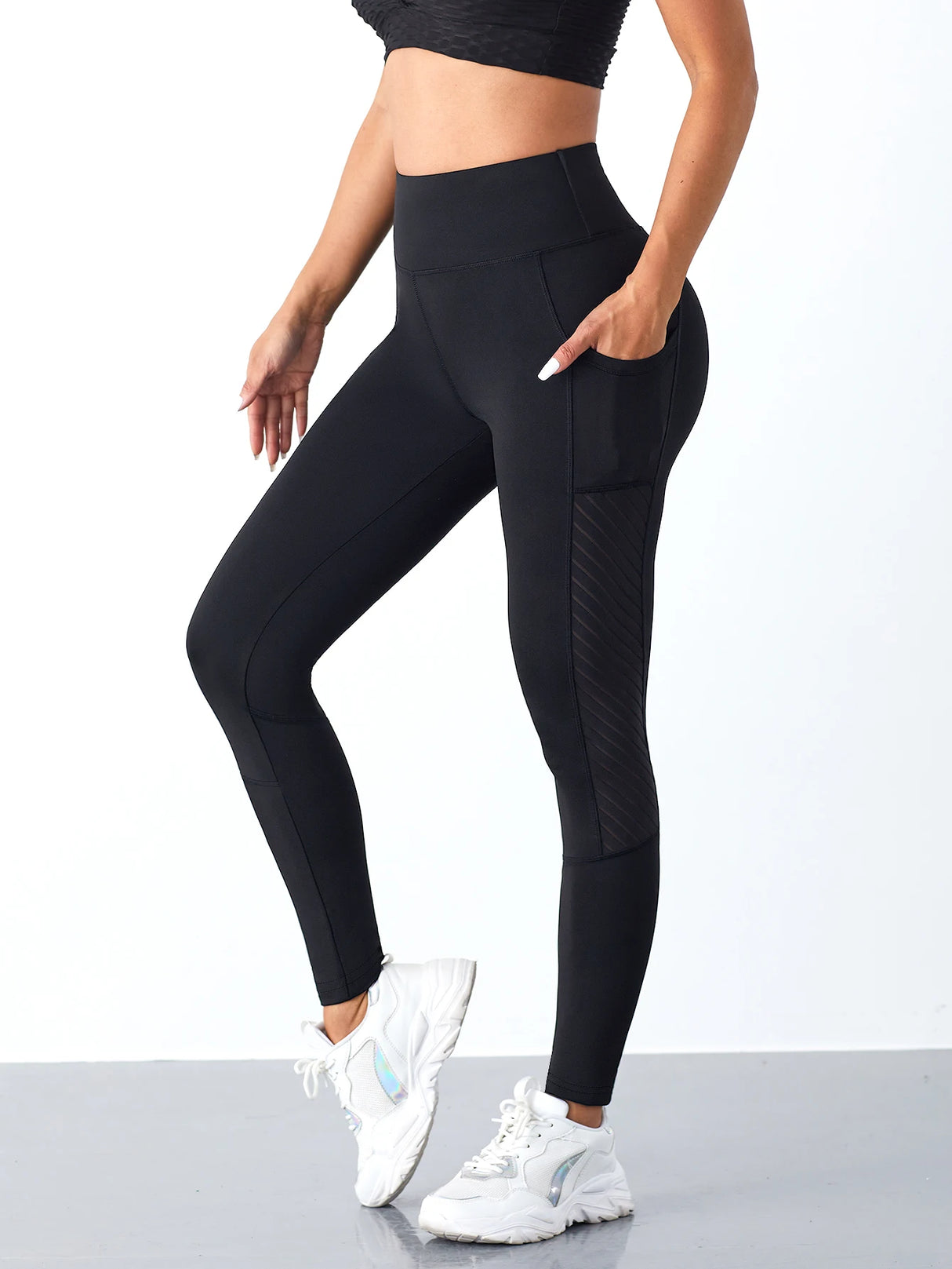High-Waist Mesh Patchwork Women's Yoga Leggings – Hip Lifting Workout Pants