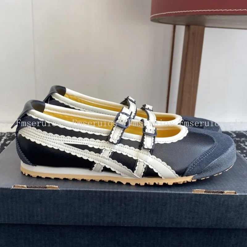 أحذية باليه مسطحة نسائية بمقدمة مستديرة من الدانتيل والجلد الطبيعي