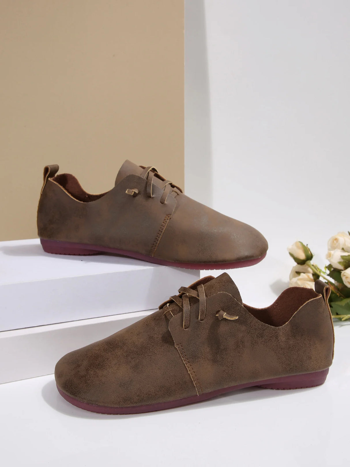 حذاء لوفر نسائي أنيق وسهل الارتداء