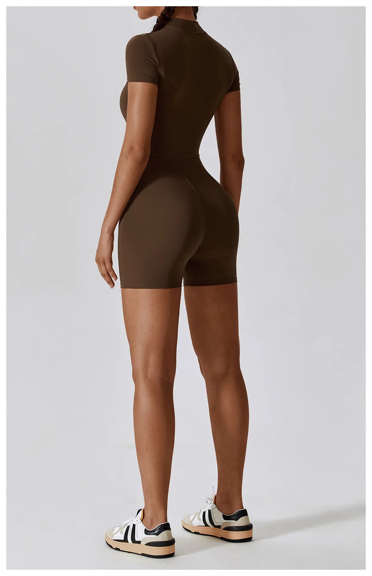 جمبسوت يوغا صيفي بسحاب للنساء