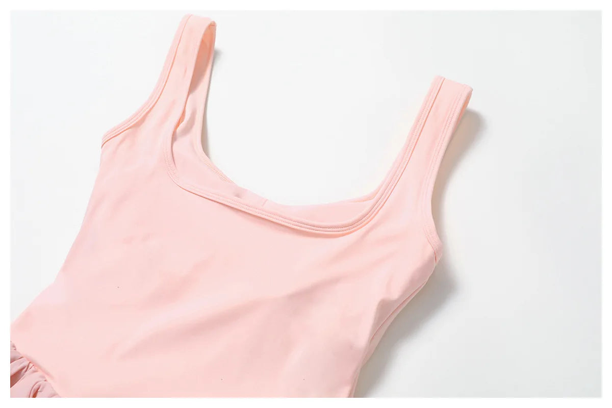 جمبسوت يوغا نسائي مع تنورة تنس