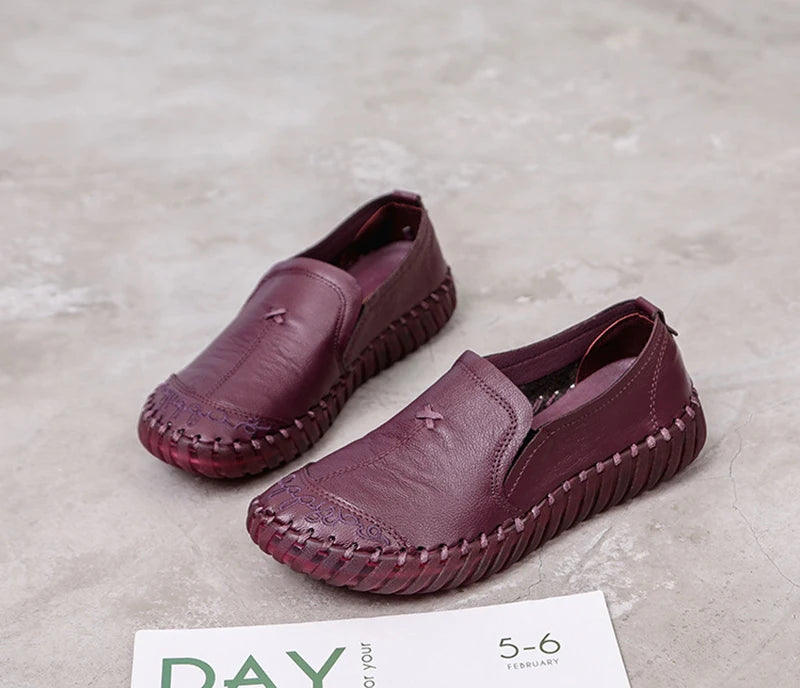 حذاء نسائي واسع - ٢٠٢٥