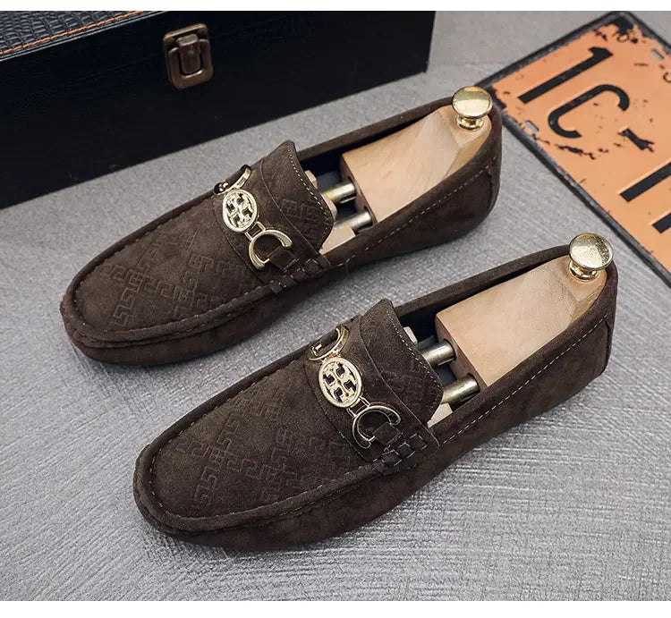 Men Solid Color Big Size Loafers