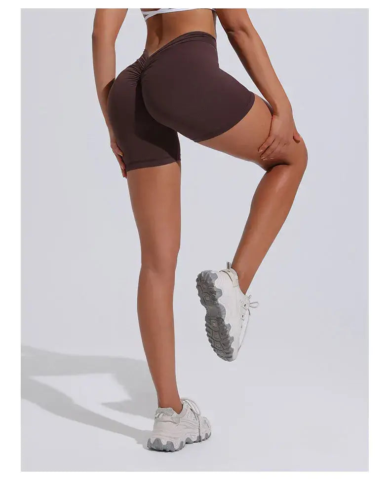 شورت يوغا نسائي بقصة V Curve Push Up