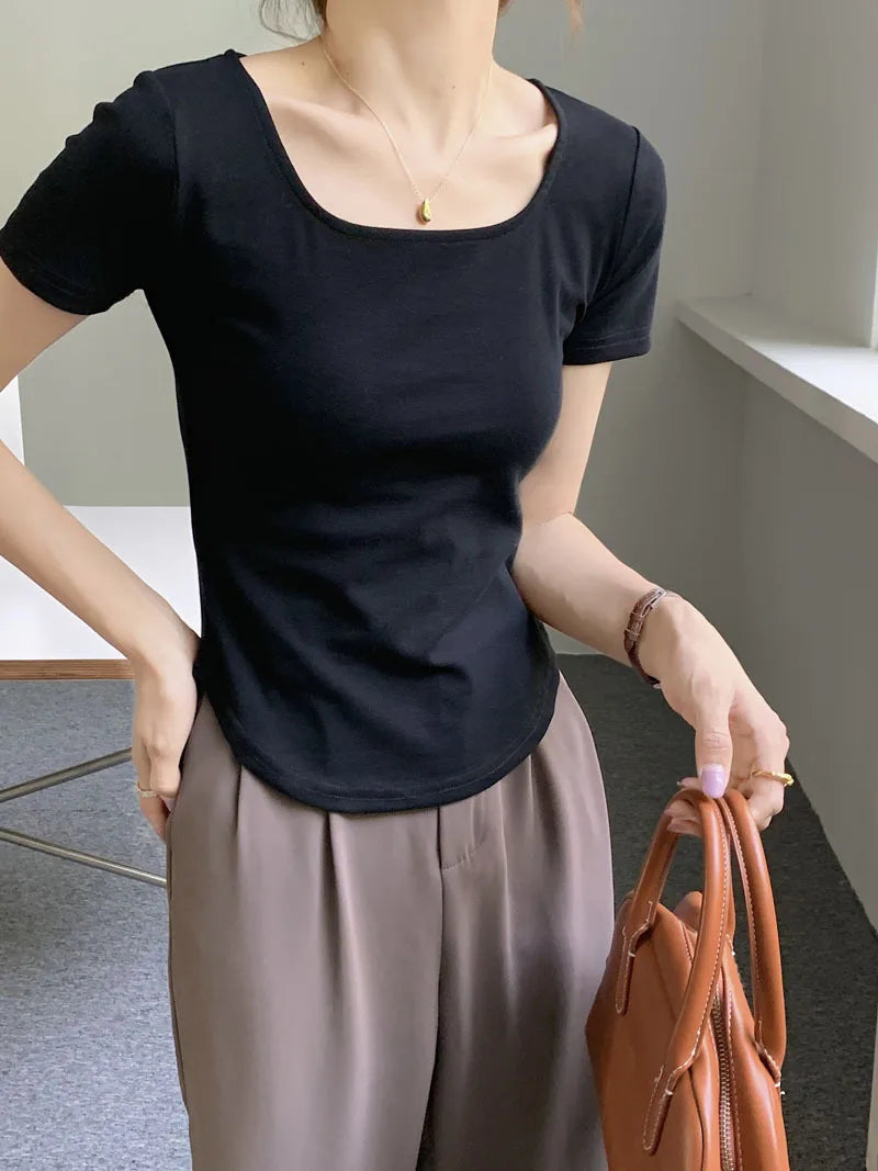 Women Chinese Buckle Tee