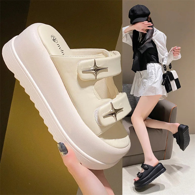 صنادل منصة مصممة - صيف 2025