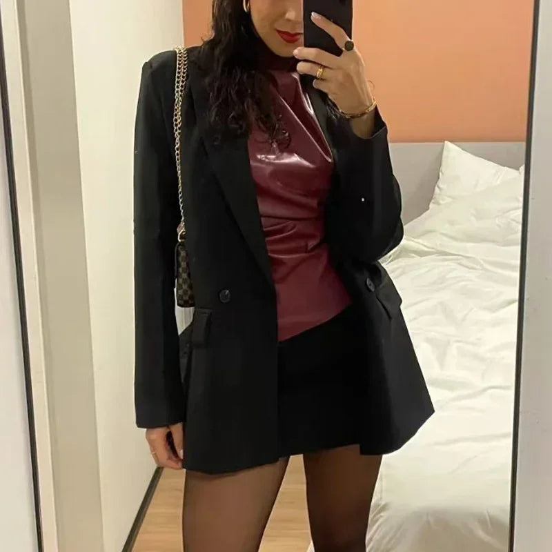 MetroChic™ – Tailored Casual Blazer (2025 Office Fit, Fashion-Forward Design)