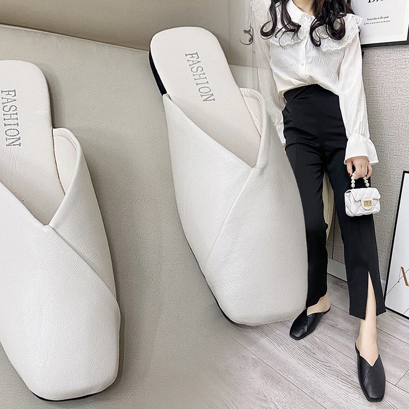 Women Closed Toe Mules