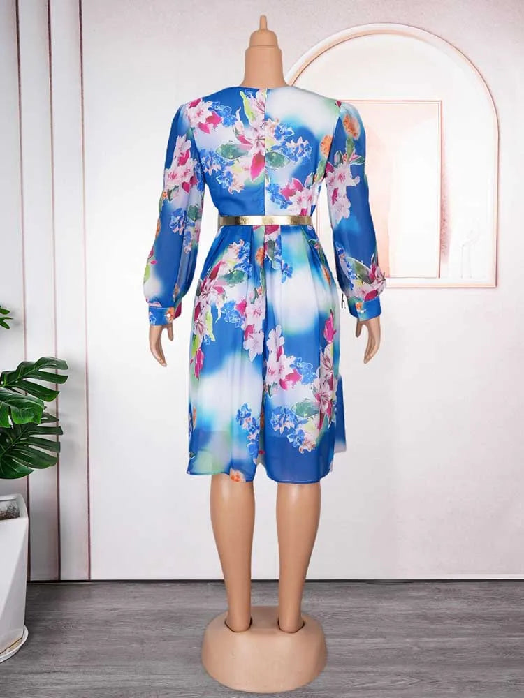 فستان نسائي من الشيفون المطبوع بفتحة رقبة على شكل حرف V