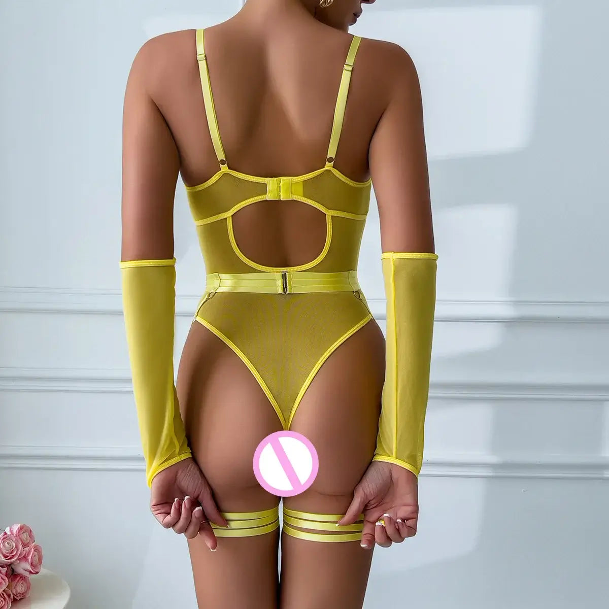 جمبسوت نسائي شبكي مع حمالة صدر