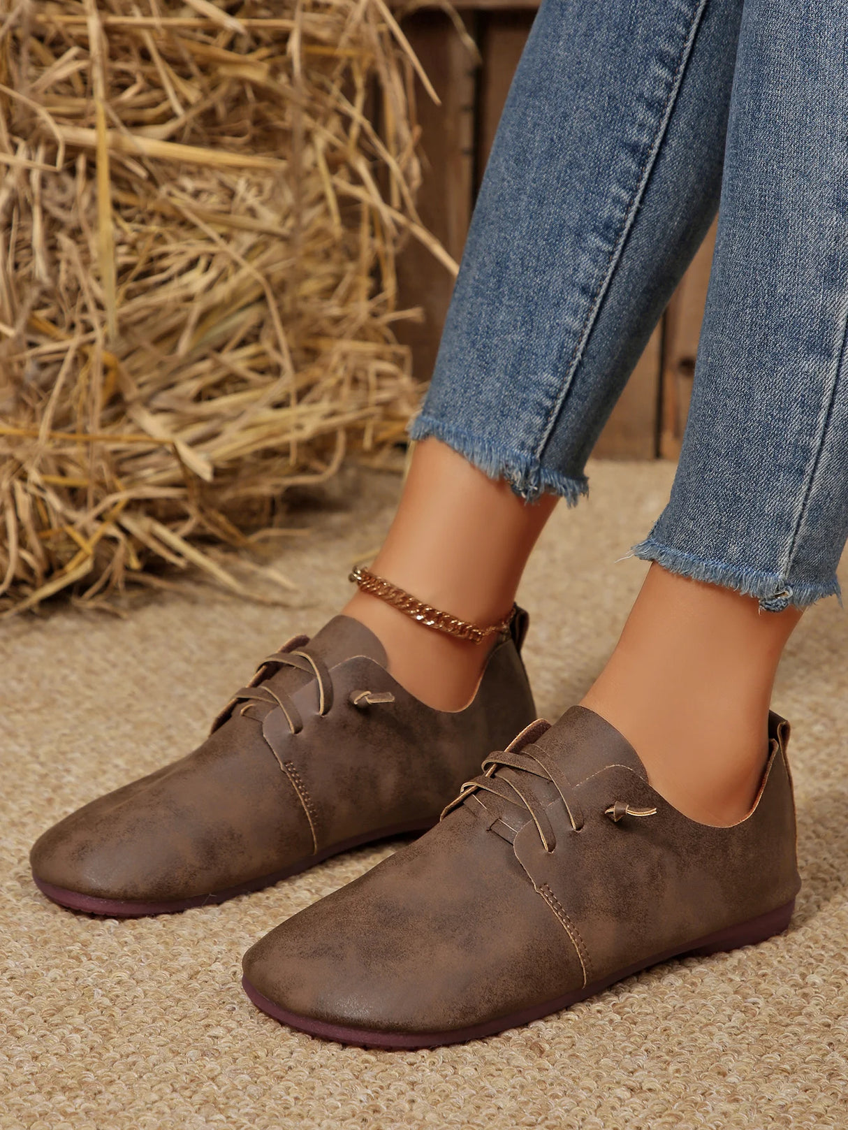 حذاء لوفر نسائي أنيق وسهل الارتداء