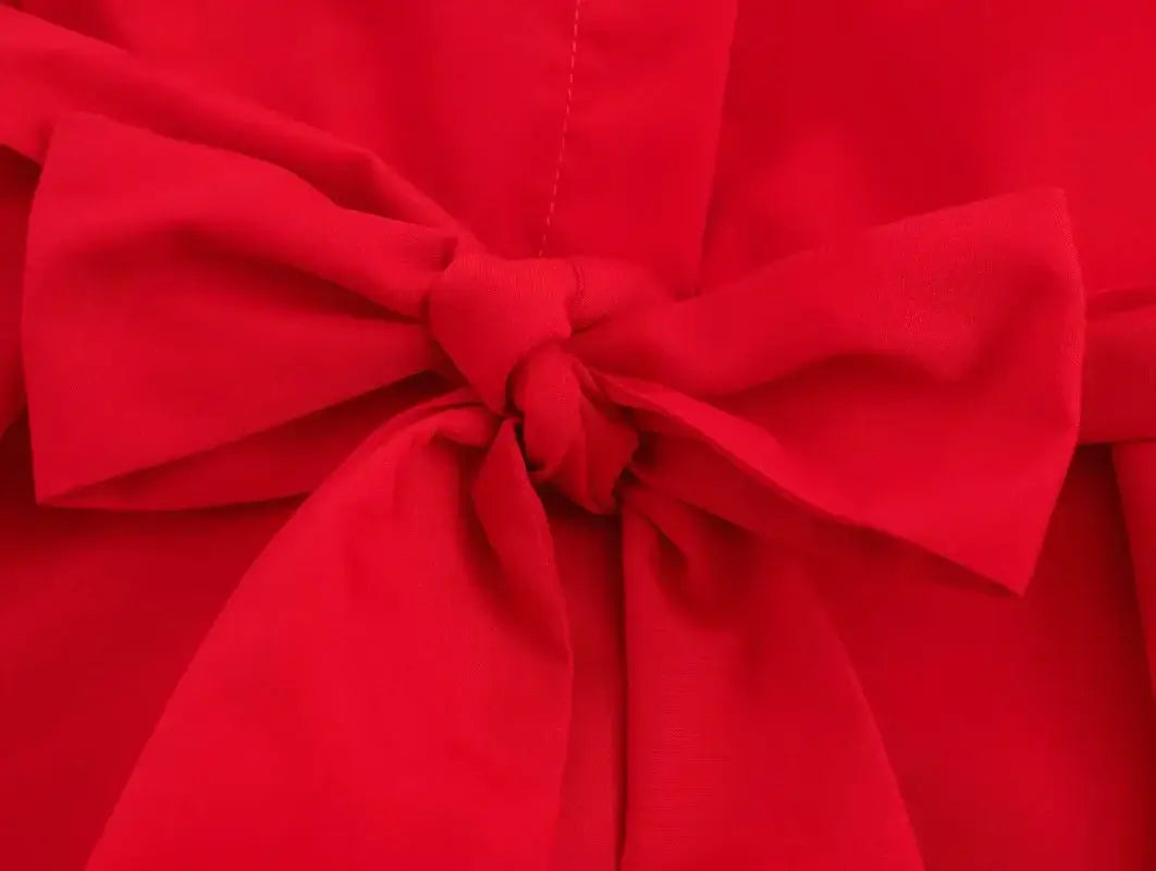 فستان نسائي أنيق - تصميم أنيق يصل إلى منتصف الساق