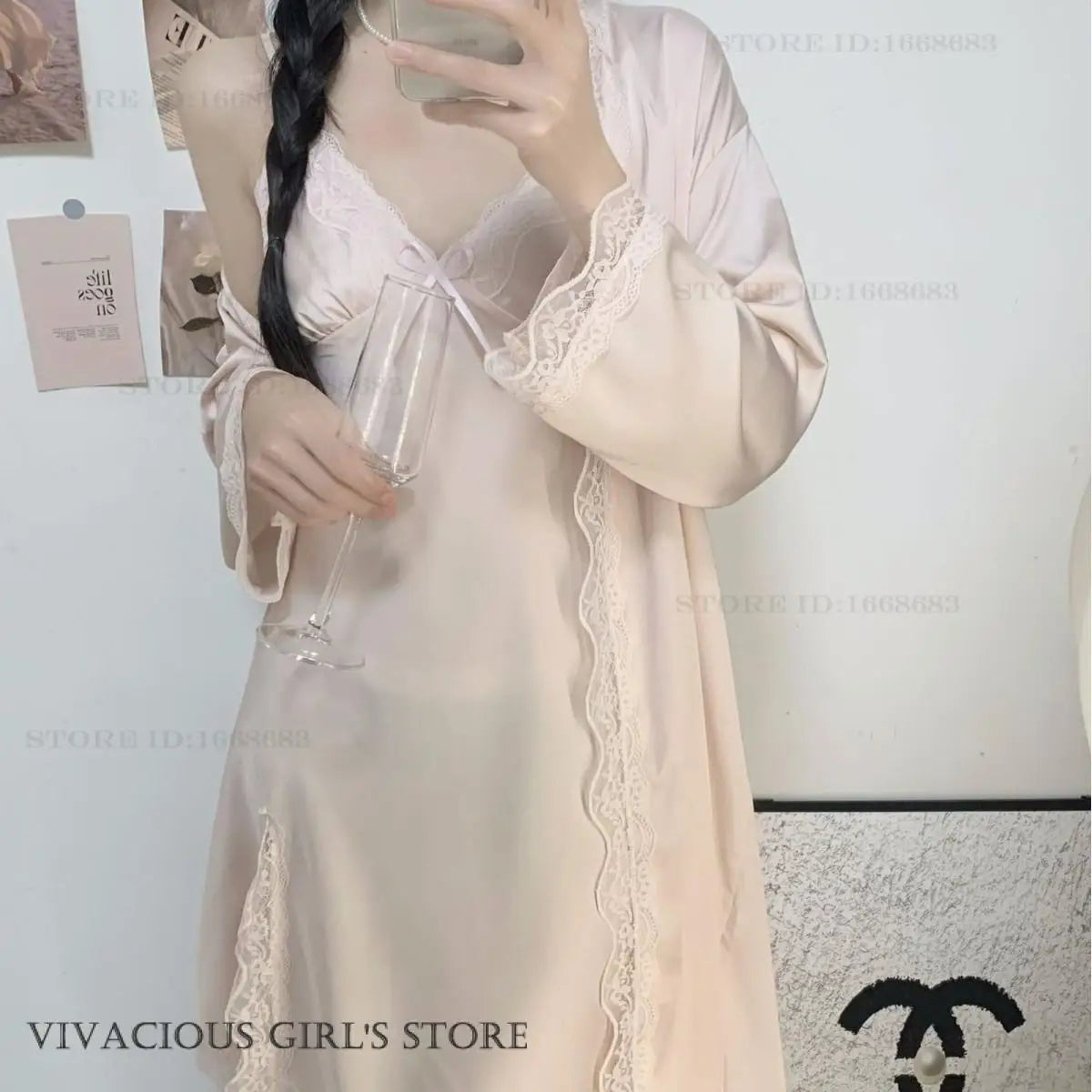 طقم رداء نوم ساتان نسائي