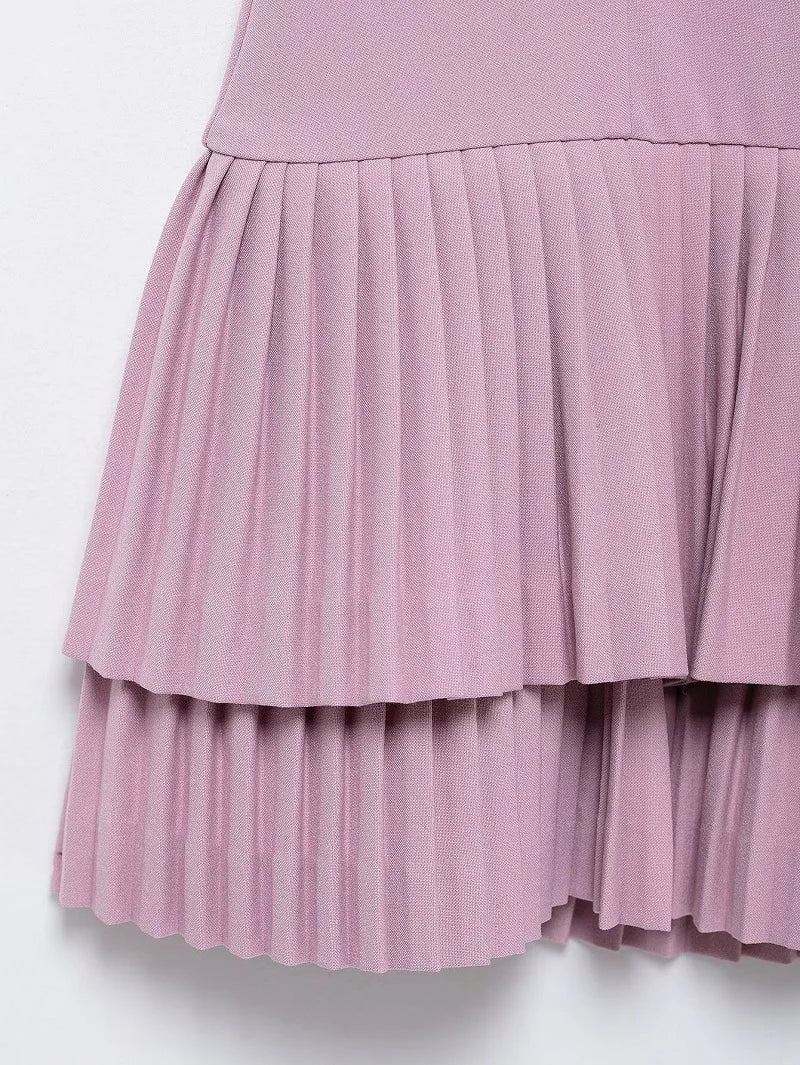 فستان حفلات نسائي مكشوف الظهر