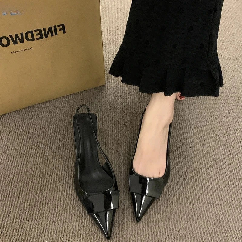 أحذية الحفلات ذات المقدمة المدببة - صيف 2025