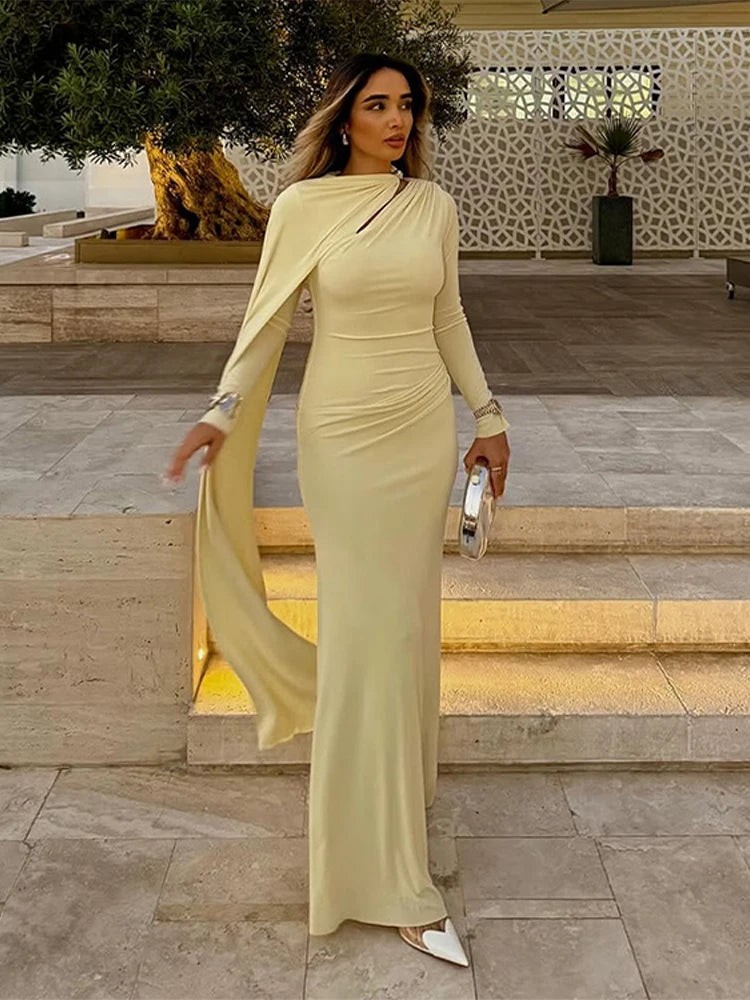 فستان نسائي طويل بشريط مطوي