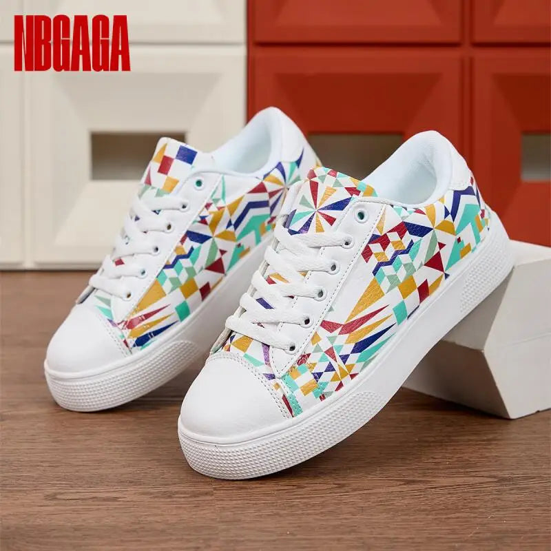 أحذية رياضية نسائية كاجوال شبكية للجري