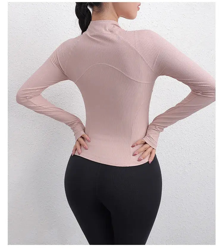 سترة جري نسائية بأكمام طويلة ومزخرفة