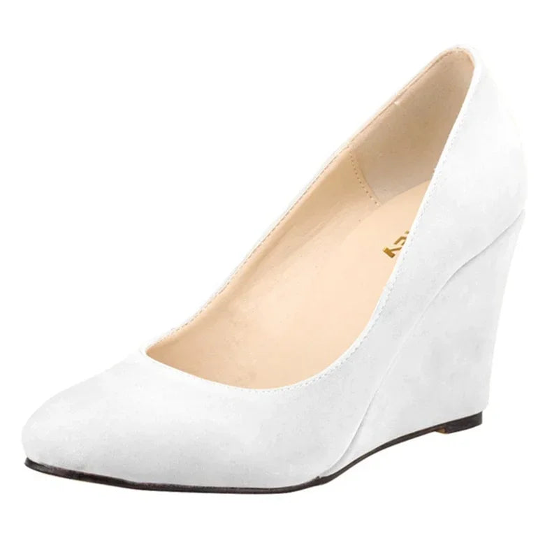 حذاء إسفيني كلاسيكي مدبب - جلد سويدي صناعي أسود 2025