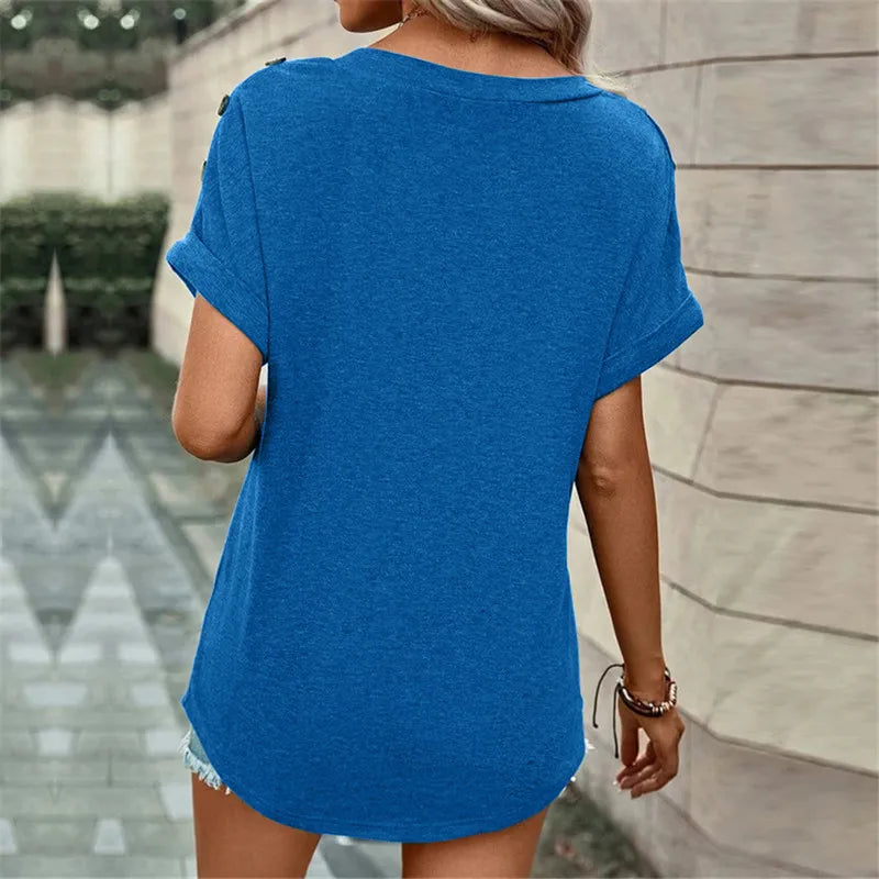 قميص نسائي قطني برقبة على شكل حرف V وأزرار