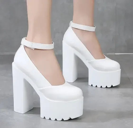 حذاء بكعب عالٍ بسمك 14 سم - أسود PU 2025