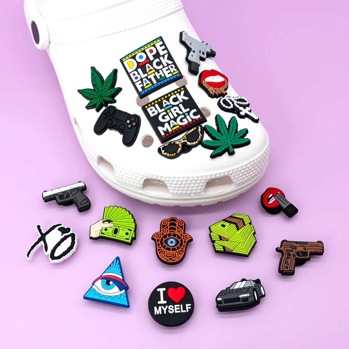 سحر الأحذية النسائية العصرية على شكل مسدس