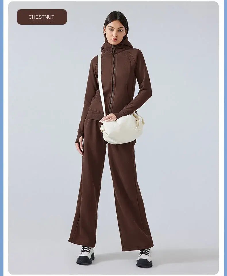 سترة رياضية نسائية سميكة ودافئة بغطاء للرأس