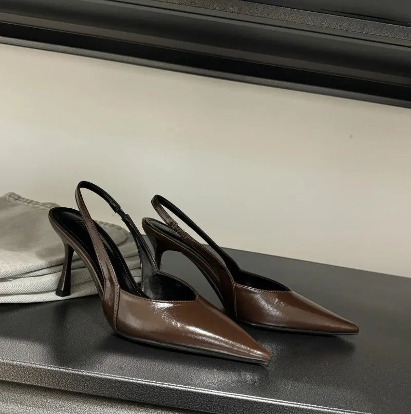 أحذية بكعب مدبب - أحذية أنيقة من تصميم 2025