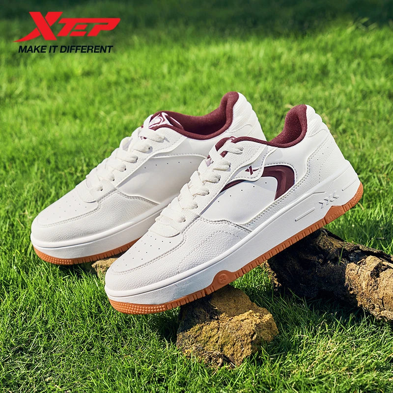أحذية رياضية Xtep مومباي للرجال بأربطة للشارع