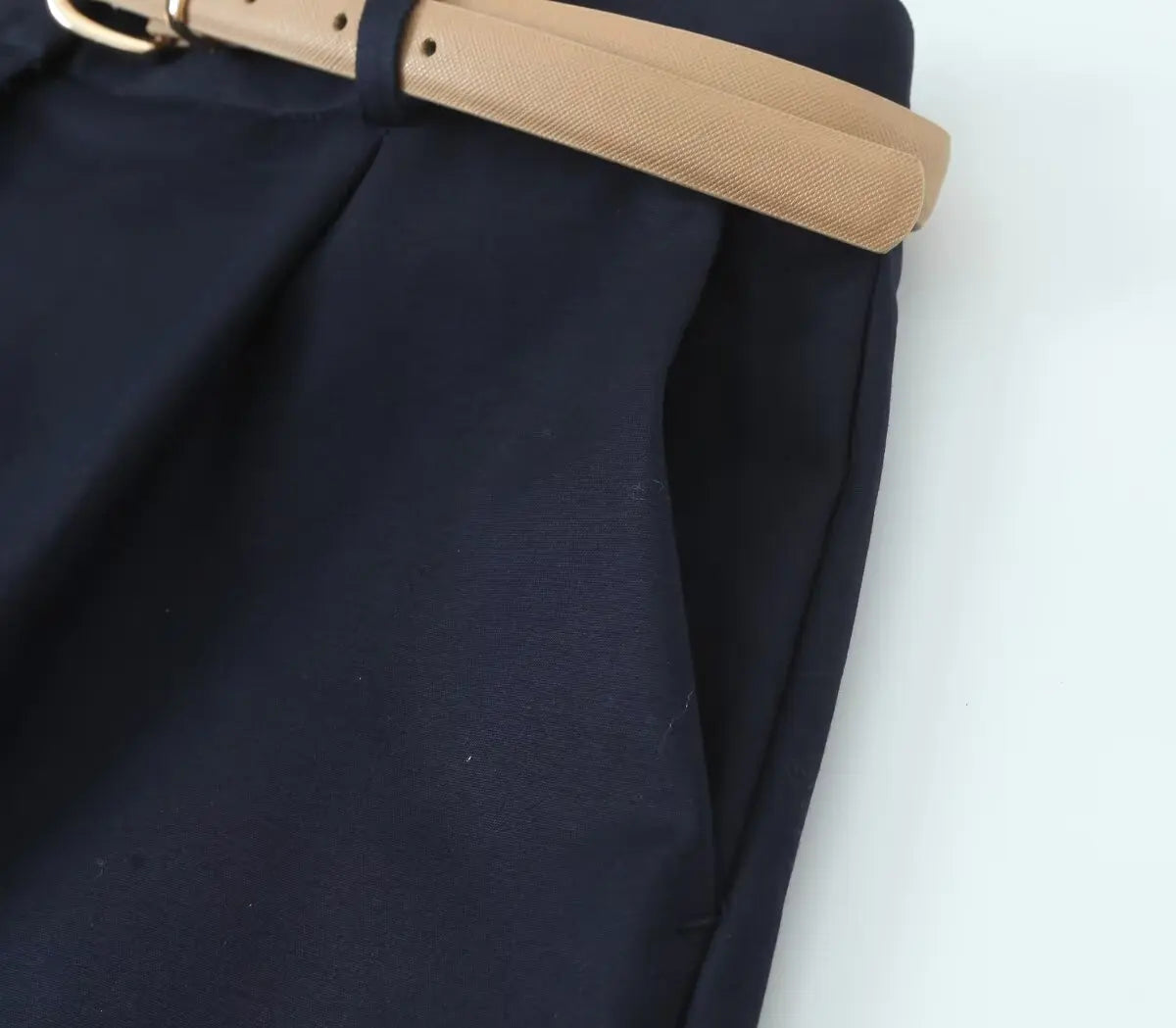 Women's Belted Pleated Wide Shorts