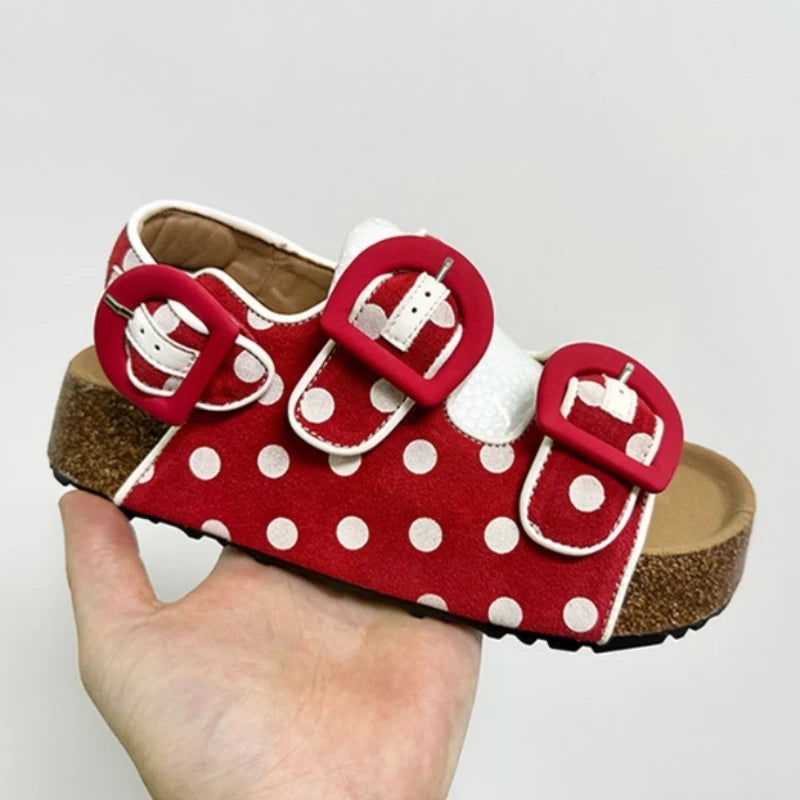 صنادل نسائية مسطحة بكعب عالٍ صيفية