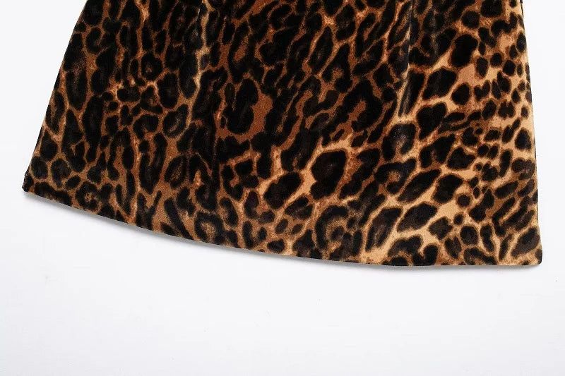 Velvra™ – Leopard Velvet Blazer Set (Luxury Print, Office to Evening Fashion)