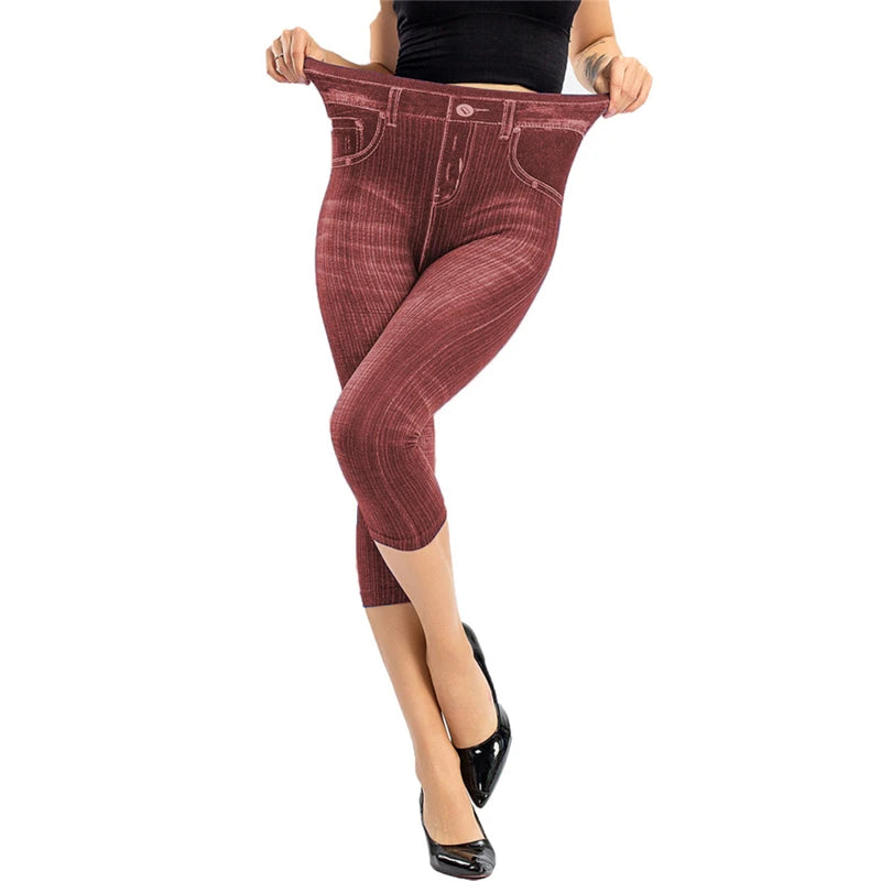Women Knee-Length Capri Jeans