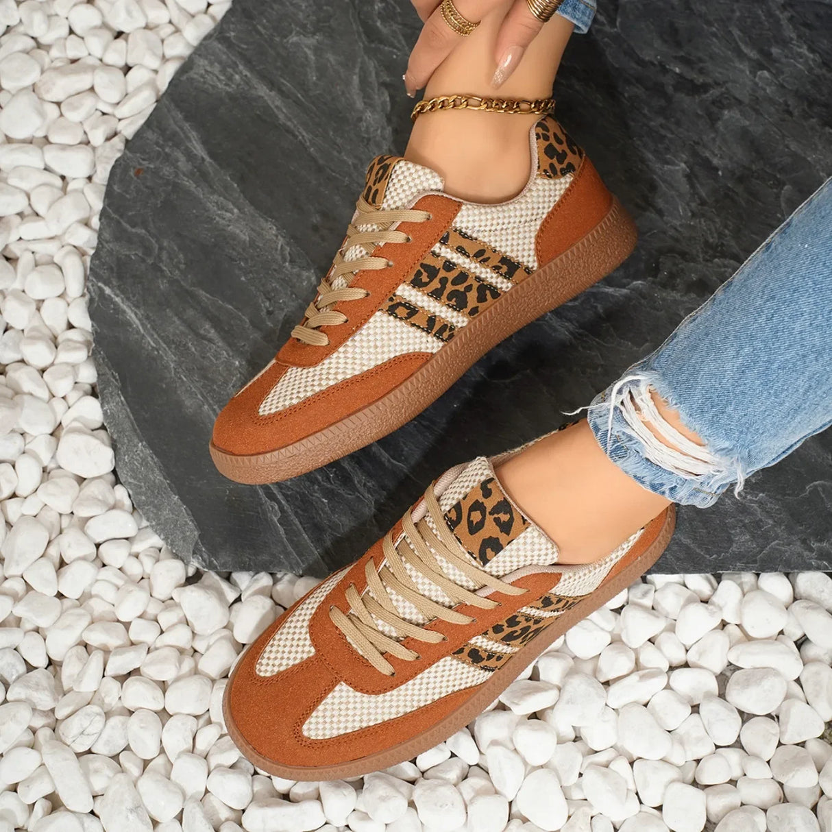 أحذية رياضية نسائية فاخرة من تصميم مصمم أحذية كاجوال