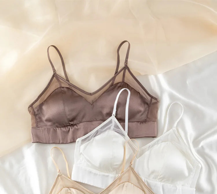 ملابس داخلية نسائية بدون درزات