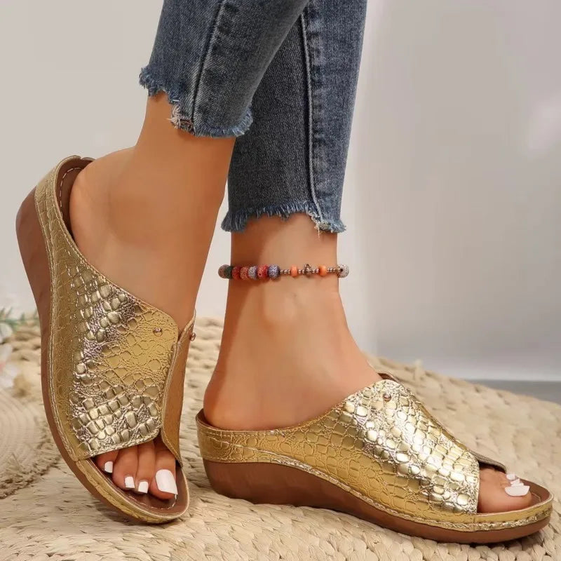 صنادل هوراشي النسائية بكعب إسفيني صيفي