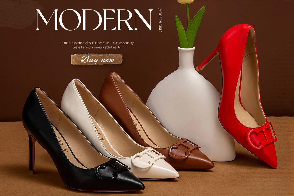 صنادل لوفر سوداء مدببة للنساء