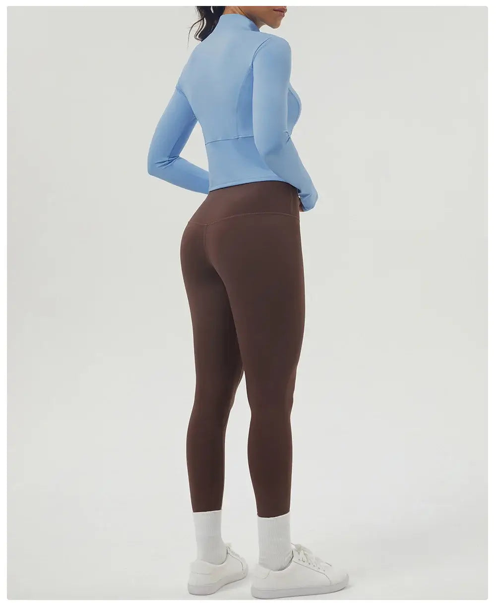 سترة يوجا نسائية بسحاب وقصة ضيقة