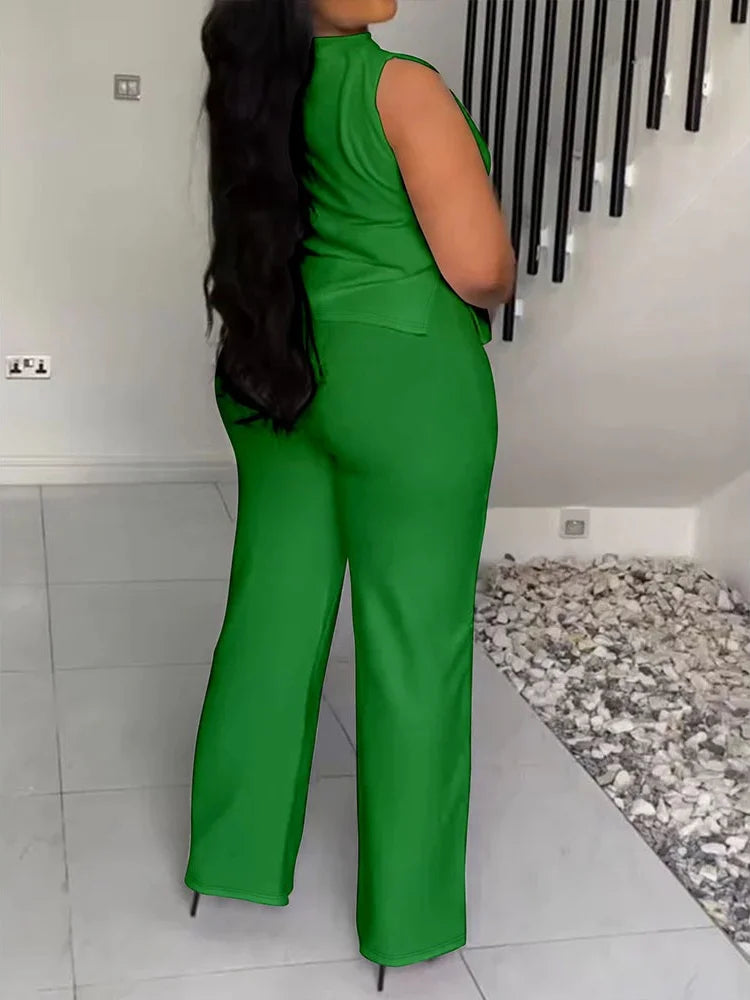 طقم قميص بدون أكمام بمقاسات كبيرة