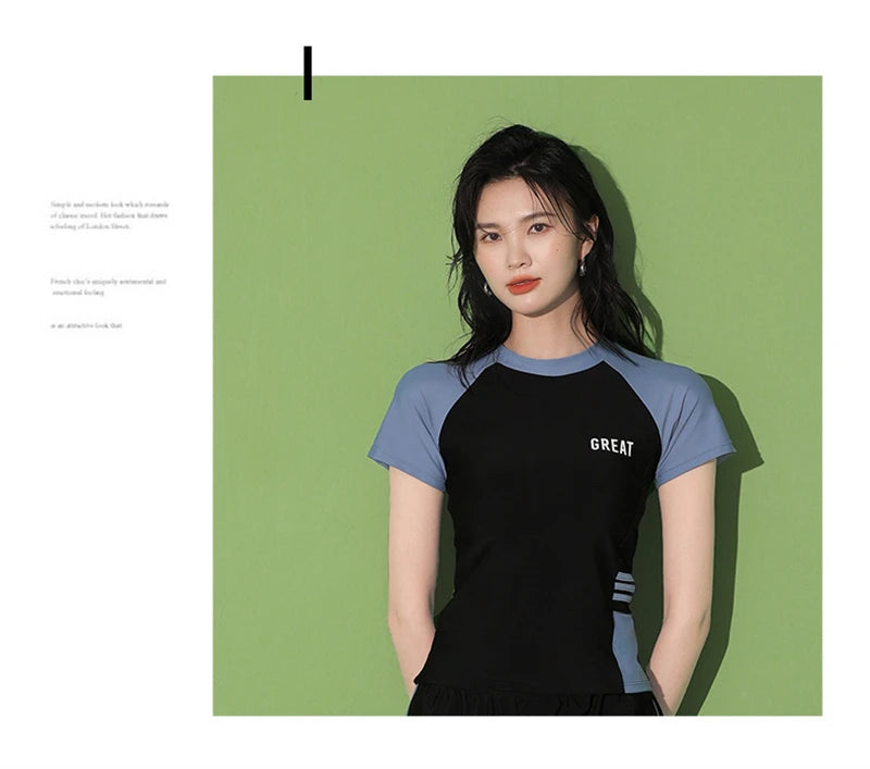 ملابس سباحة نسائية بأكمام قصيرة ومطرزة